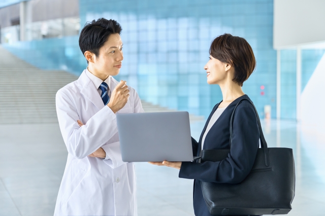 電子カルテ導入のメリットや選び方