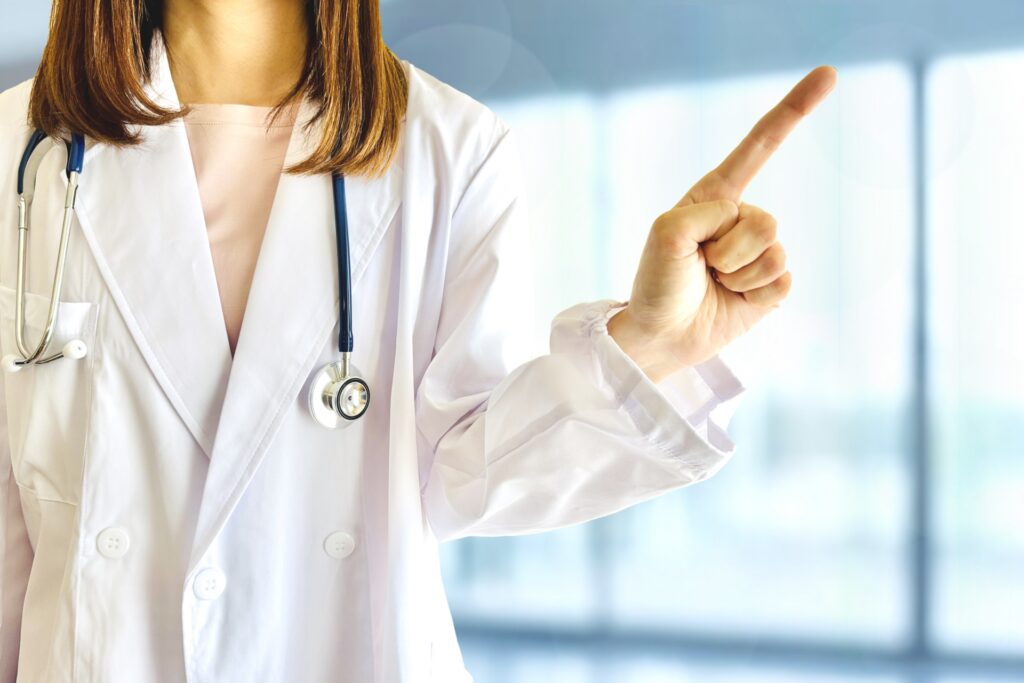 医院で自動精算機が注目される背景