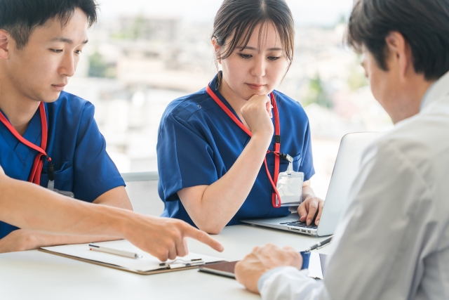 在宅診療向け電子カルテ導入前に確認すべきポイント