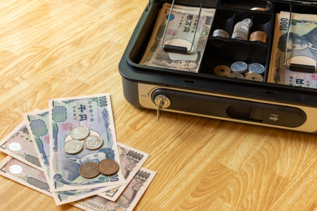 クリニックに経費精算システムが必要な理由