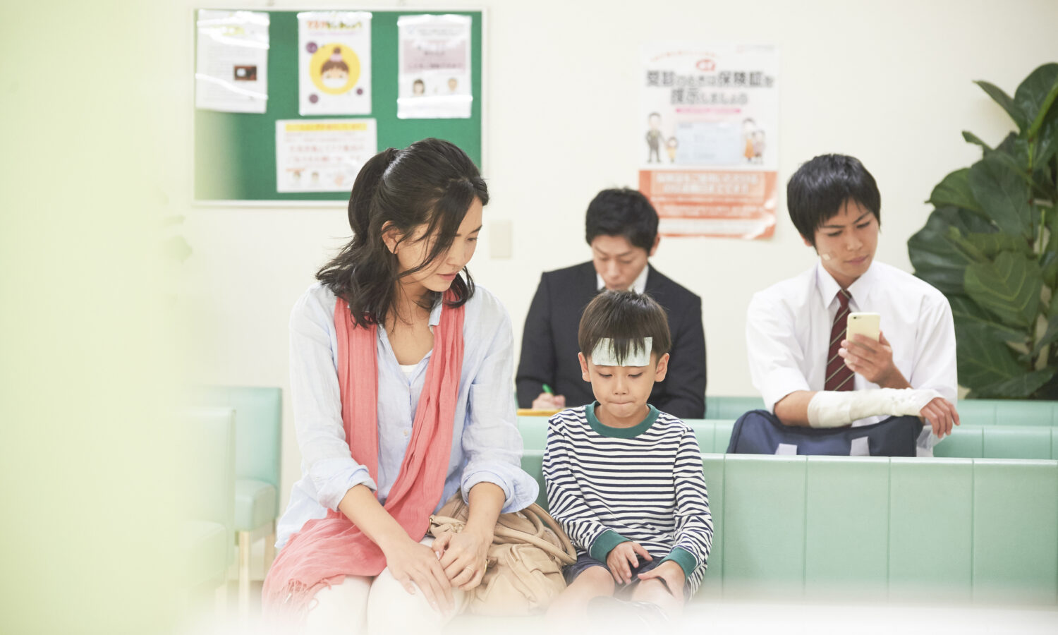 病院の待ち時間を快適に！患者満足度を高める「暇つぶし」対策
