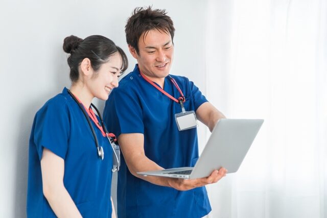 在庫切れ・過剰在庫を防ぐ！クリニックで役立つ在庫管理システムとは｜在庫管理システム10選を紹介